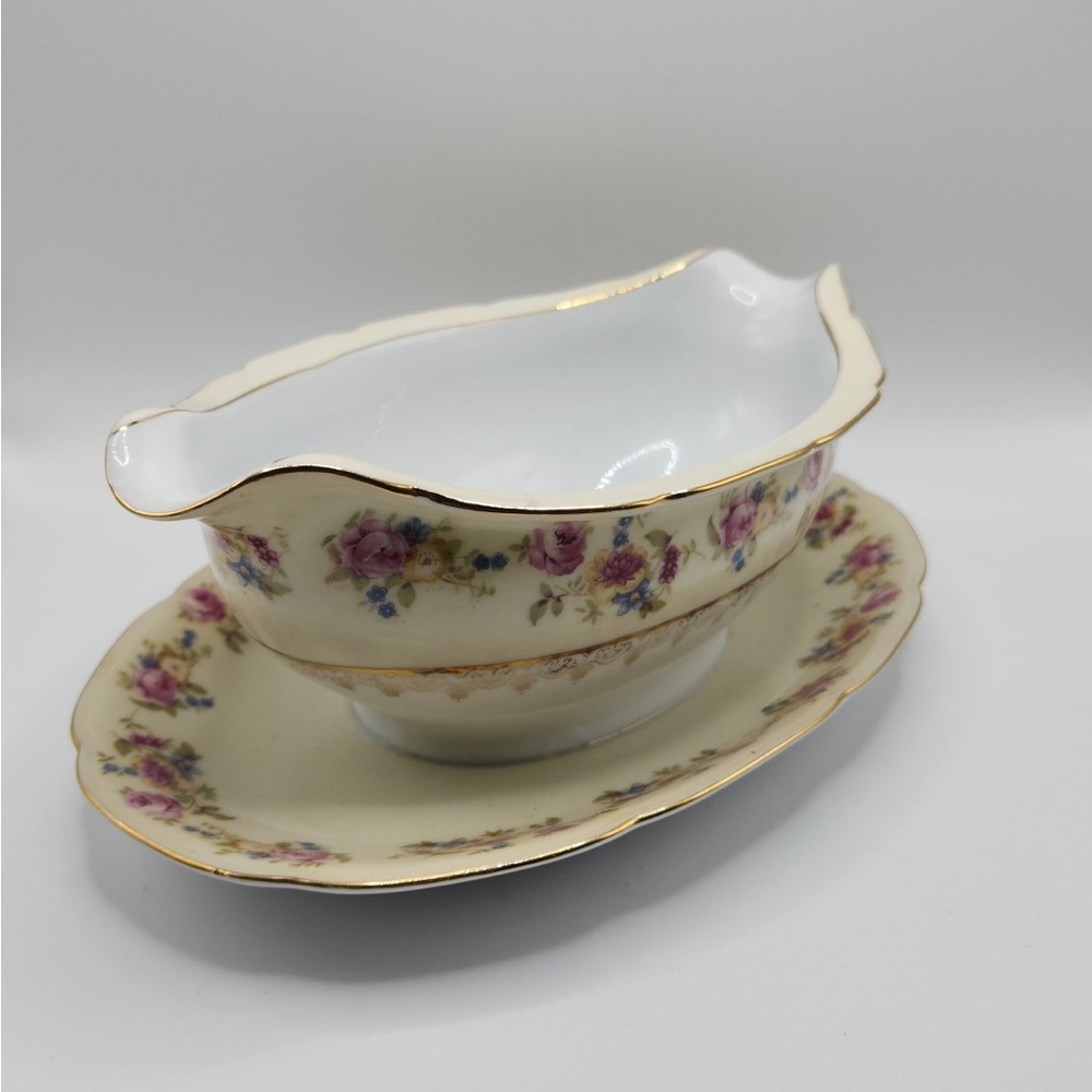 Vintage 1950’s China Gravy Boat Attached Plate Occupied Japan Hostess - Picture 3 of 6